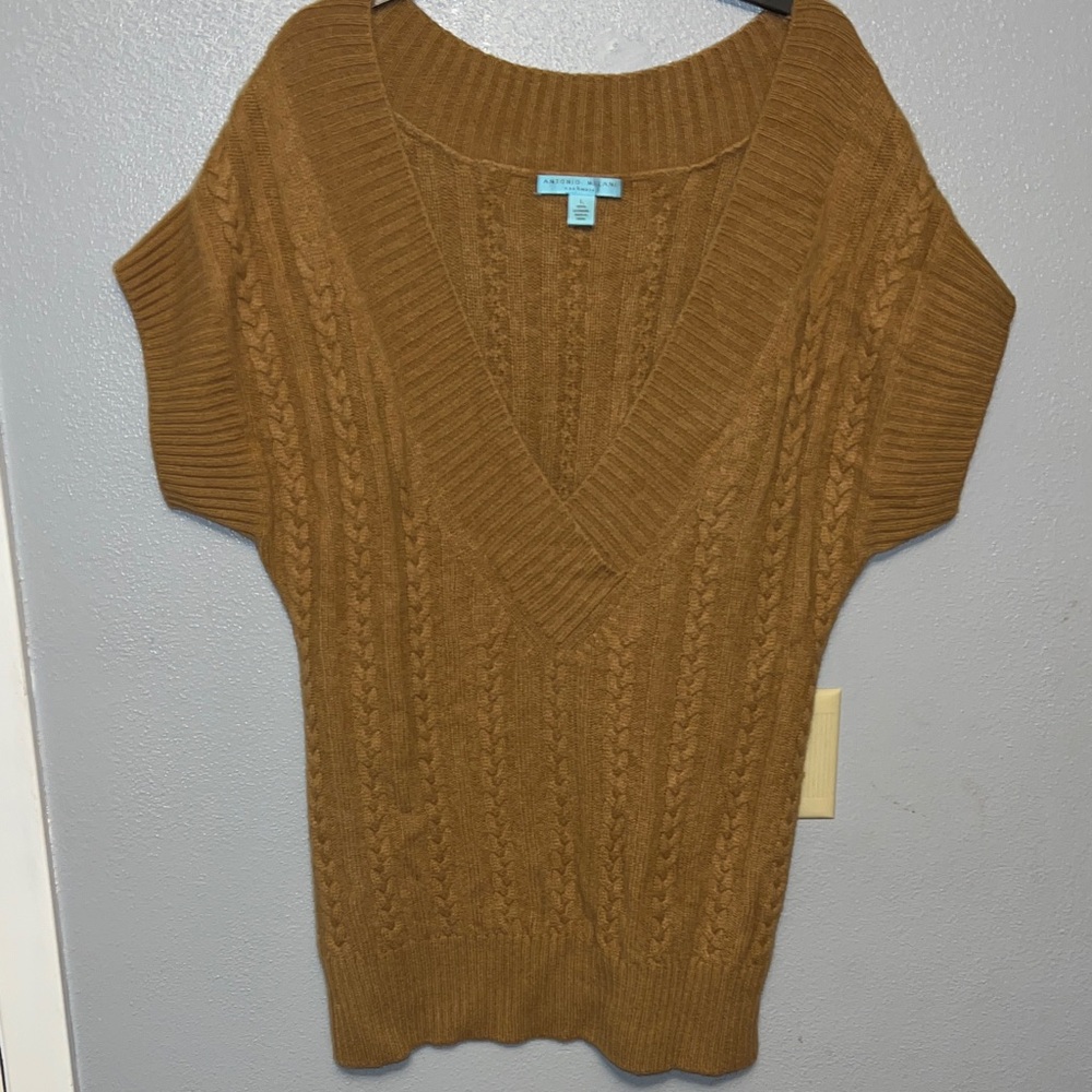 ANTONIO MELANI V-Neck Cable Knit Cashmere Sweater weé in Tan